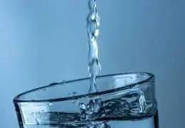 Hygiene-Tipps für Wasserkaraffen von Valeacell im Sommer