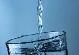 Consigli per l'igiene delle caraffe d'acqua Valeacell in estate