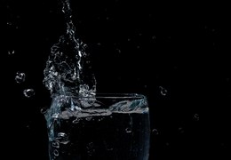 Wasserstoffwasser: Was steckt wirklich dahinter?
