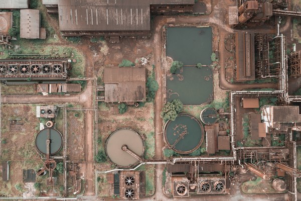 Trinkwasserwarnung Leck: Chemikalien im Schwimmbadwasser